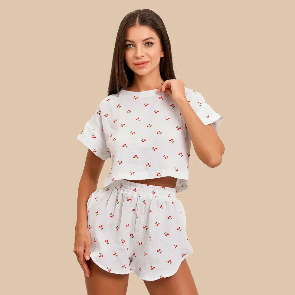 Dreams in Love Pyjama Set – Soft Cropped Tee & Shorts Sleepwear Set