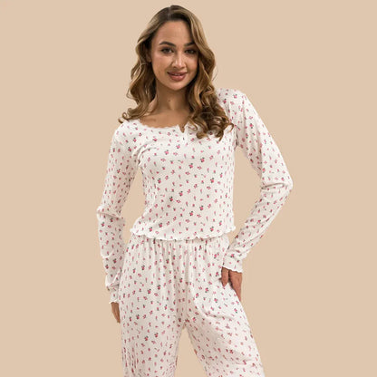 Sweet Floral Pyjama Set – Soft Long-Sleeve Top & Full-Length Trousers for Women
