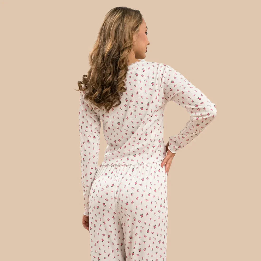 Sweet Floral Pyjama Set – Soft Long-Sleeve Top & Full-Length Trousers for Women